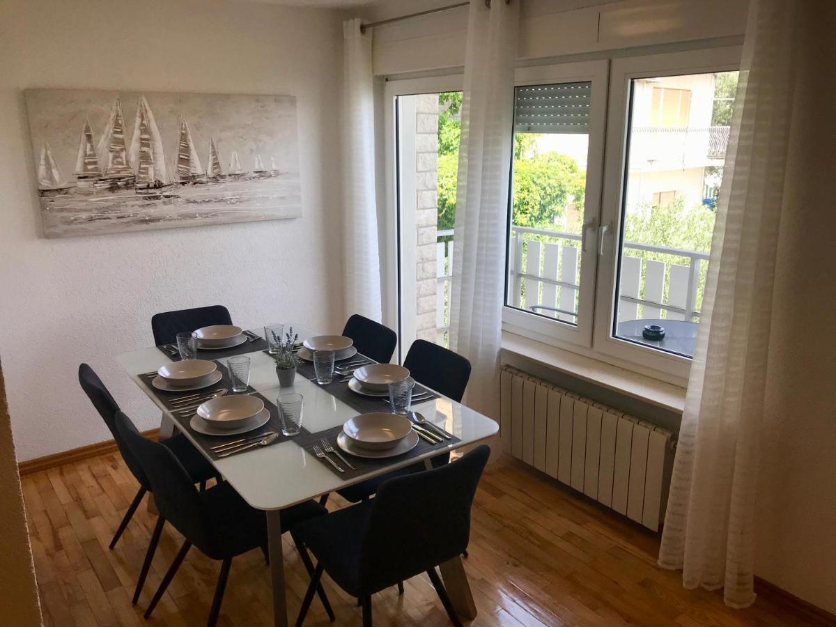 Holiday Apartment Lavanda Jesenice  Exterior foto