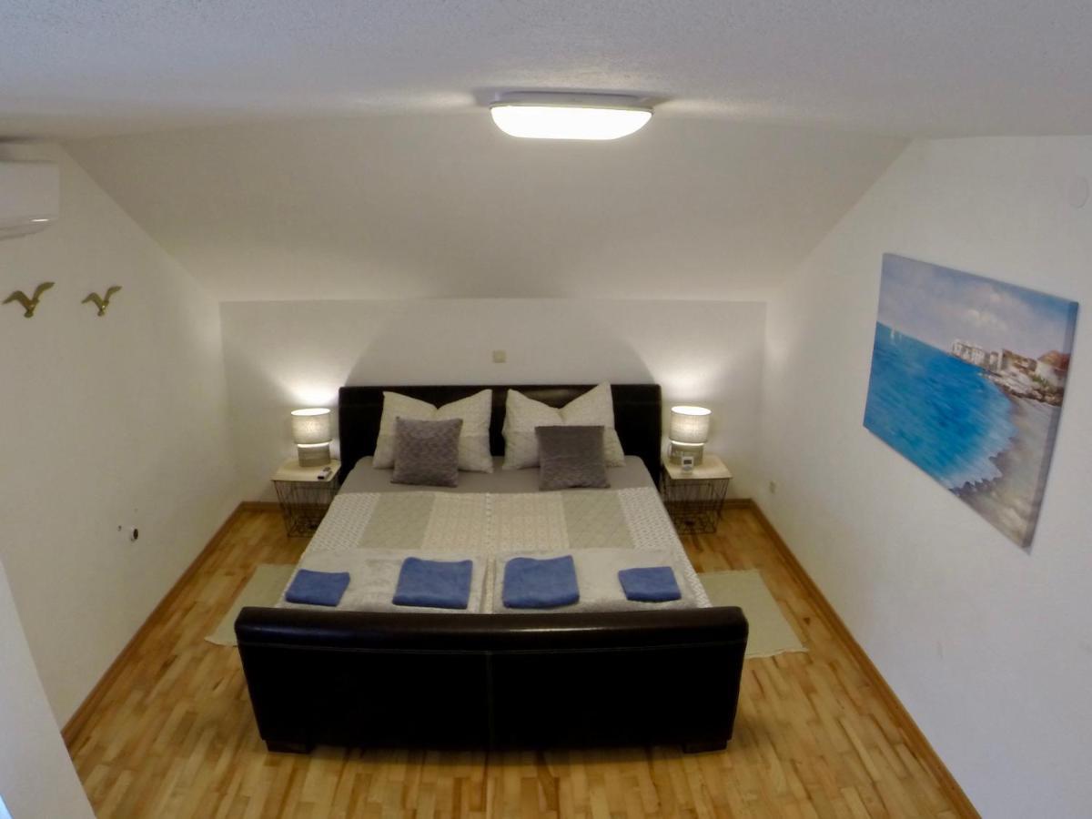 Holiday Apartment Lavanda Jesenice  Exterior foto